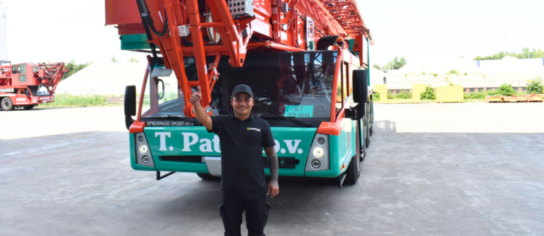 Solomon Deh bij Spierings Mobile Cranes